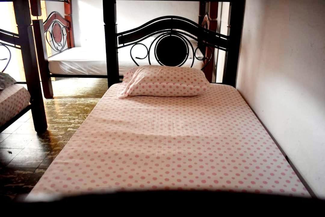 Hostal Antonio Popayan Bagian luar foto