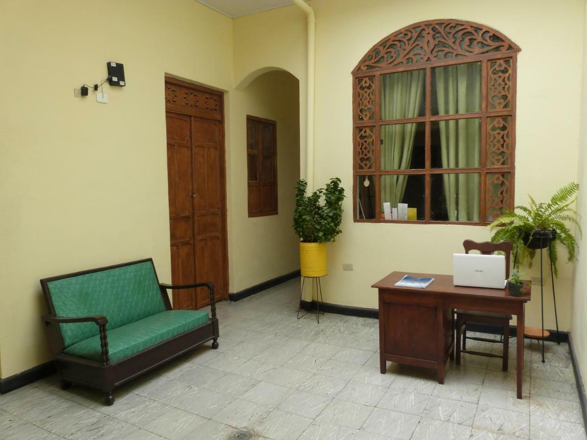 Hostal Antonio Popayan Bagian luar foto